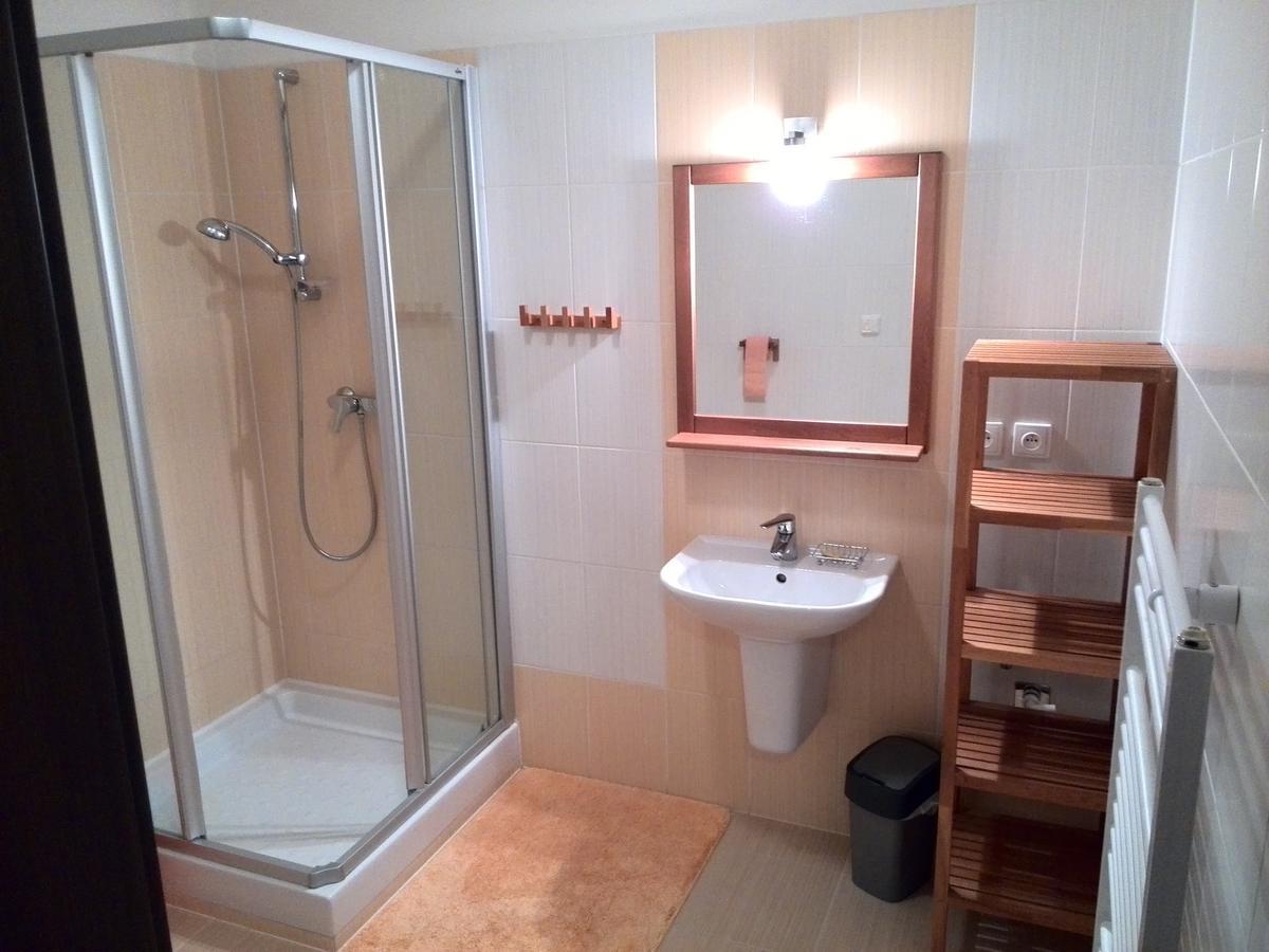 Apartmany Olivia A Olympia Liptov Ruzomberok Ngoại thất bức ảnh